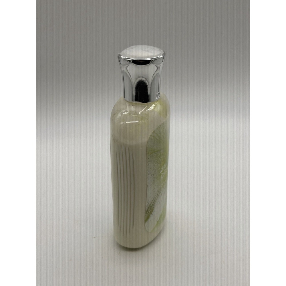 Bath & Body Works White Citrus Body Lotion 8 Fl Oz - Picture 3 of 4